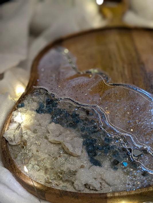 Luxury Geode Inspired Charcuterie board -large Nicole's paint Escape