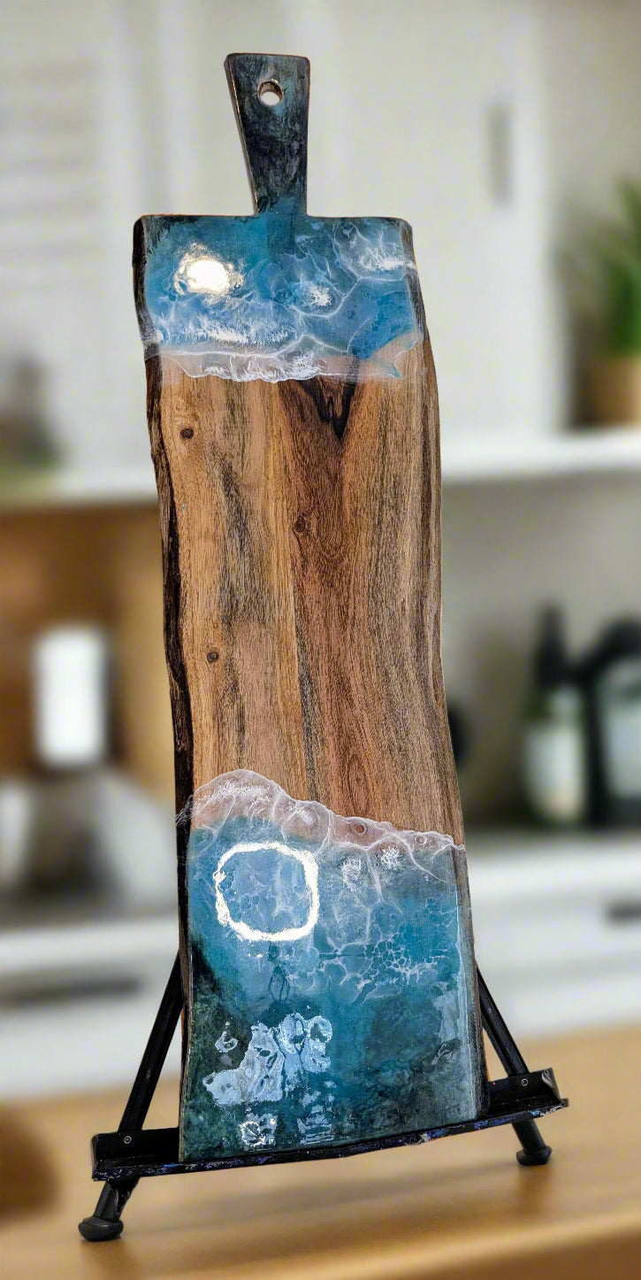 Coastal Resin Charcuterie Board Nicole's paint Escape